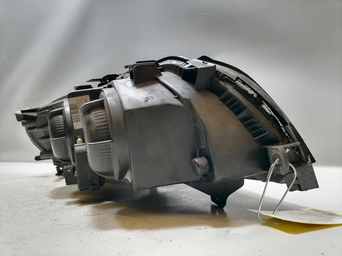 Volvo V70 2 original Scheinwerfer vorn links Halogen Bj.2000